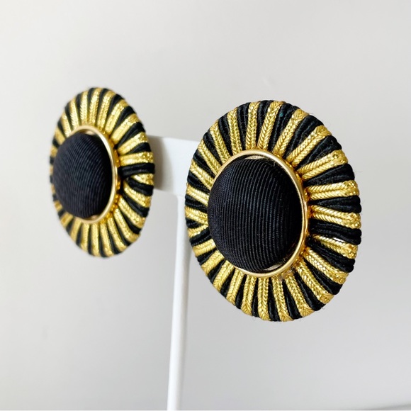Vintage handmade black and gold cloth button earrings - Picture 2 of 6